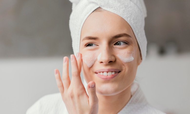 چگونه بهترین شوینده صورت را انتخاب کنیم؟