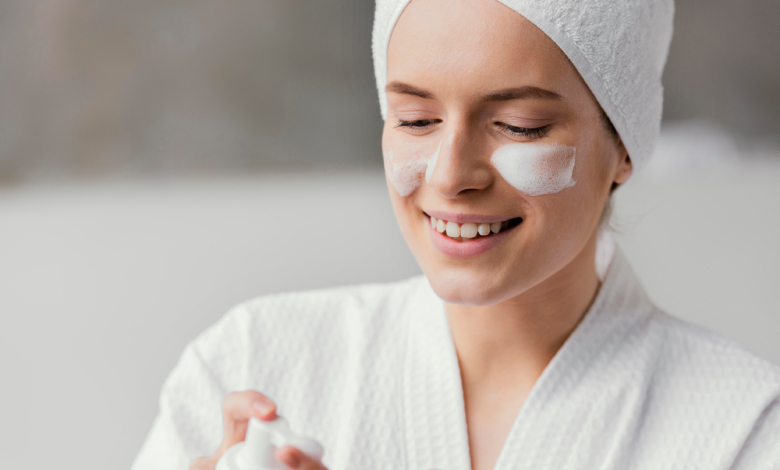چگونه بهترین شوینده صورت را انتخاب کنیم؟