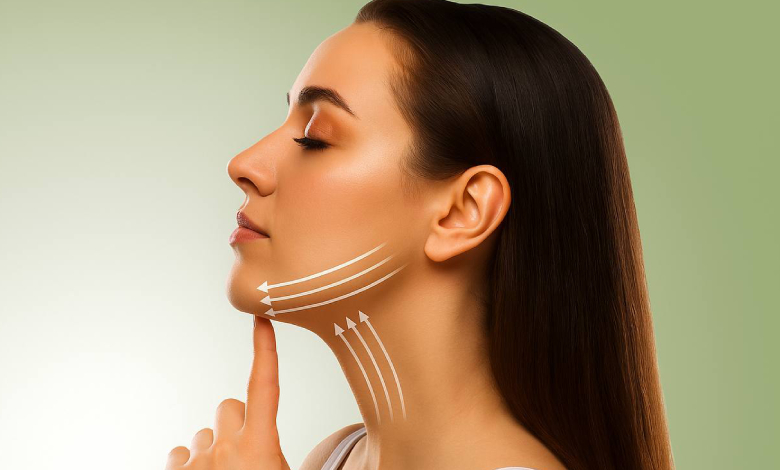 رتینول چیست و چگونه منجر به لیفت و کلاژنسازی پوست میشود؟